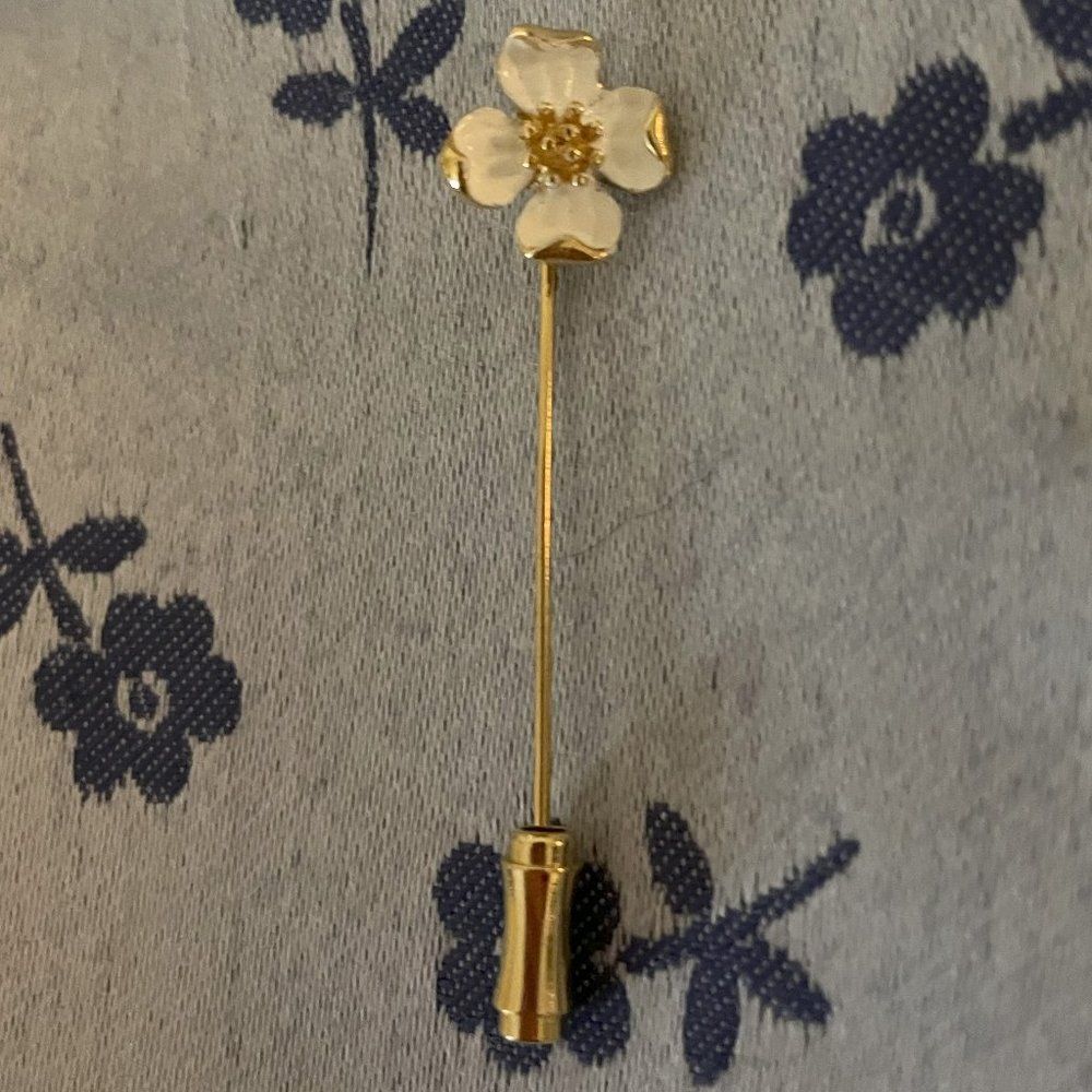 Trifari Dogwood Flower Pin